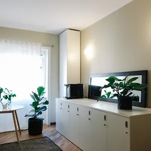 Flora Inn, Scotti's House - Due Passi In Centro Pensión Bérgamo